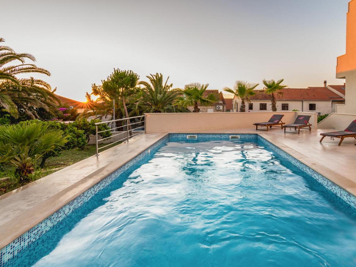 Apartment Villa 2 Pools-4 By Interhome سوتيفان المظهر الخارجي الصورة